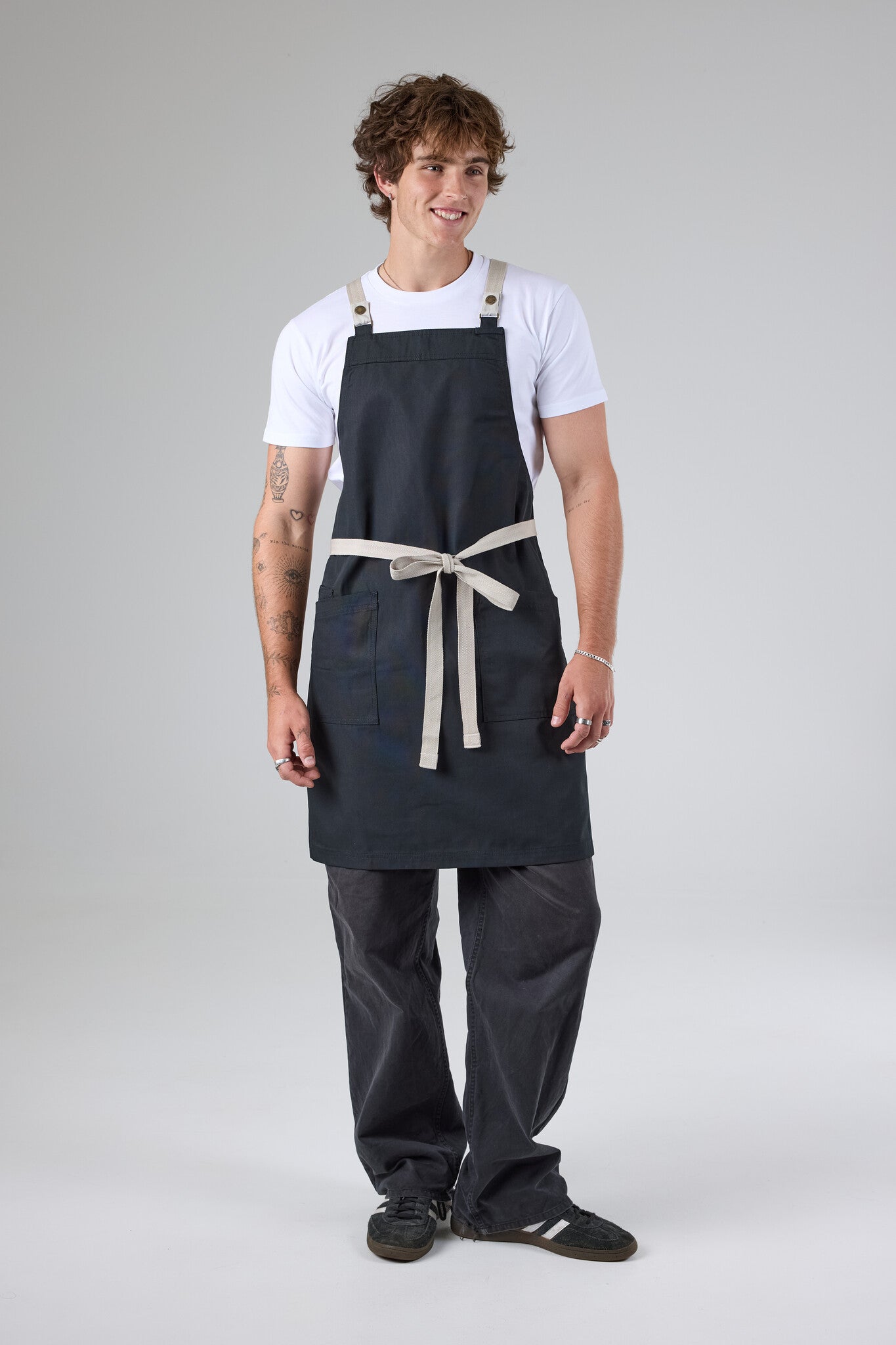 Lockharte Cross Back Apron Bundle
