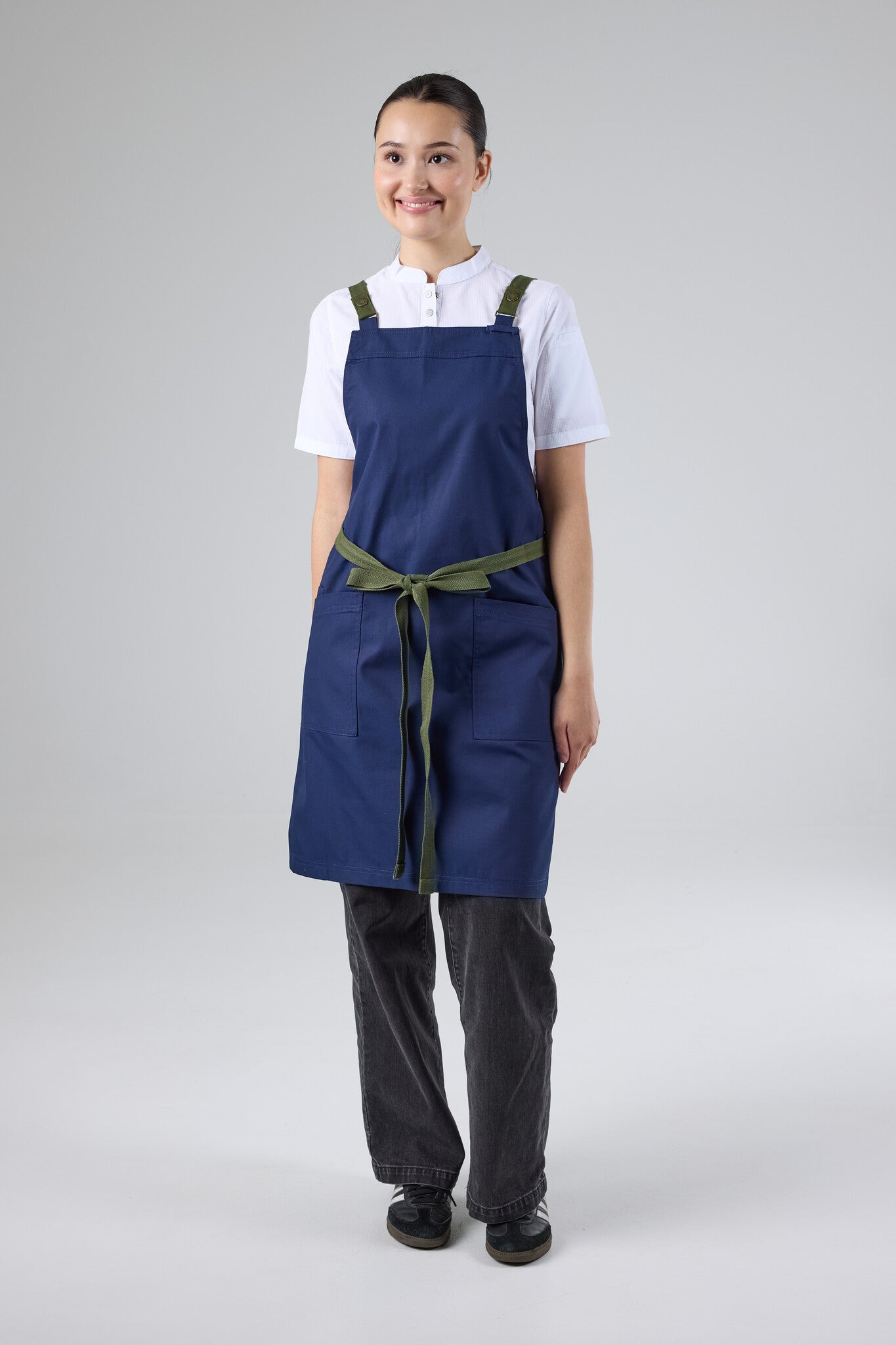 Lockharte Cross Back Apron Bundle
