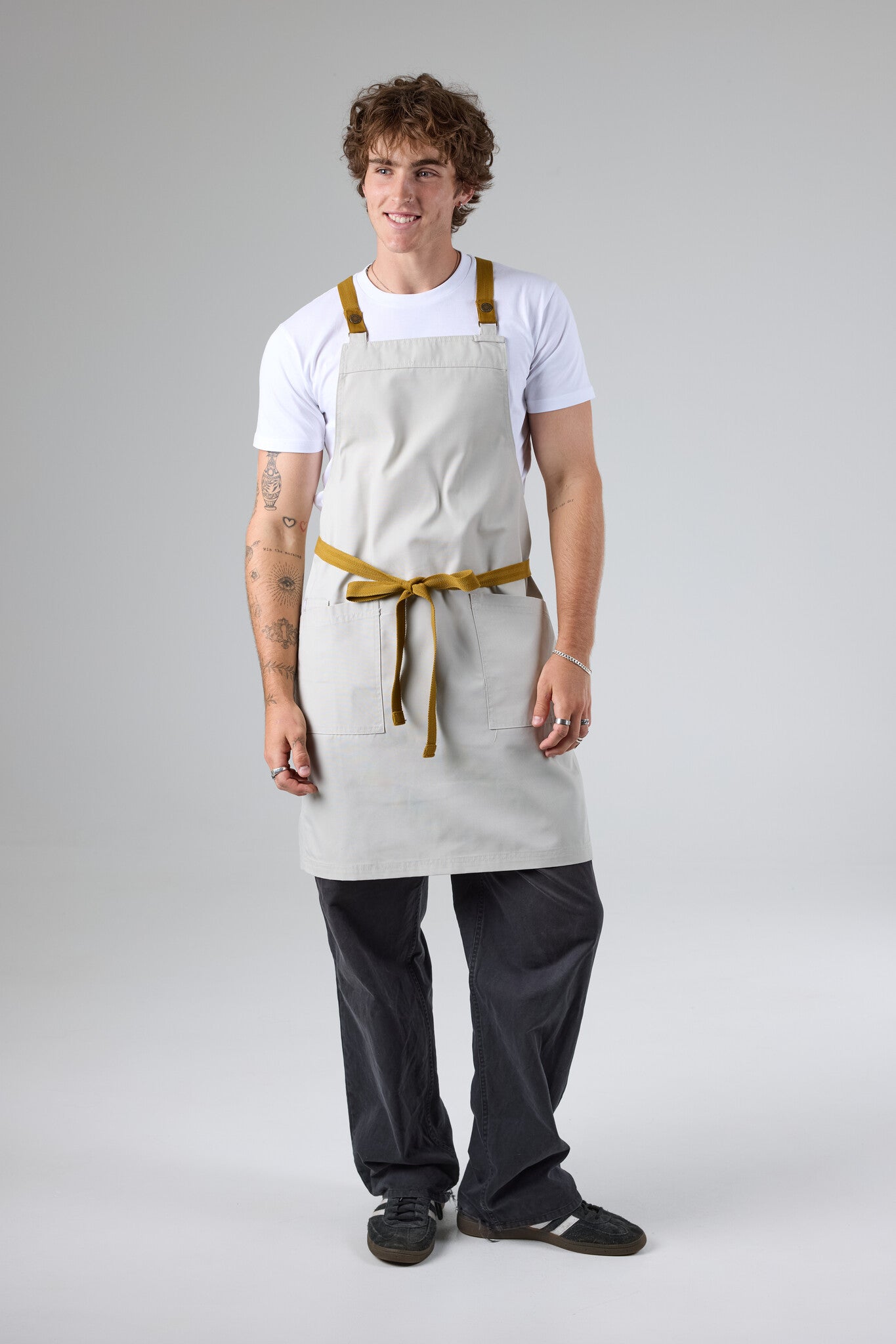 Lockharte Cross Back Apron Bundle