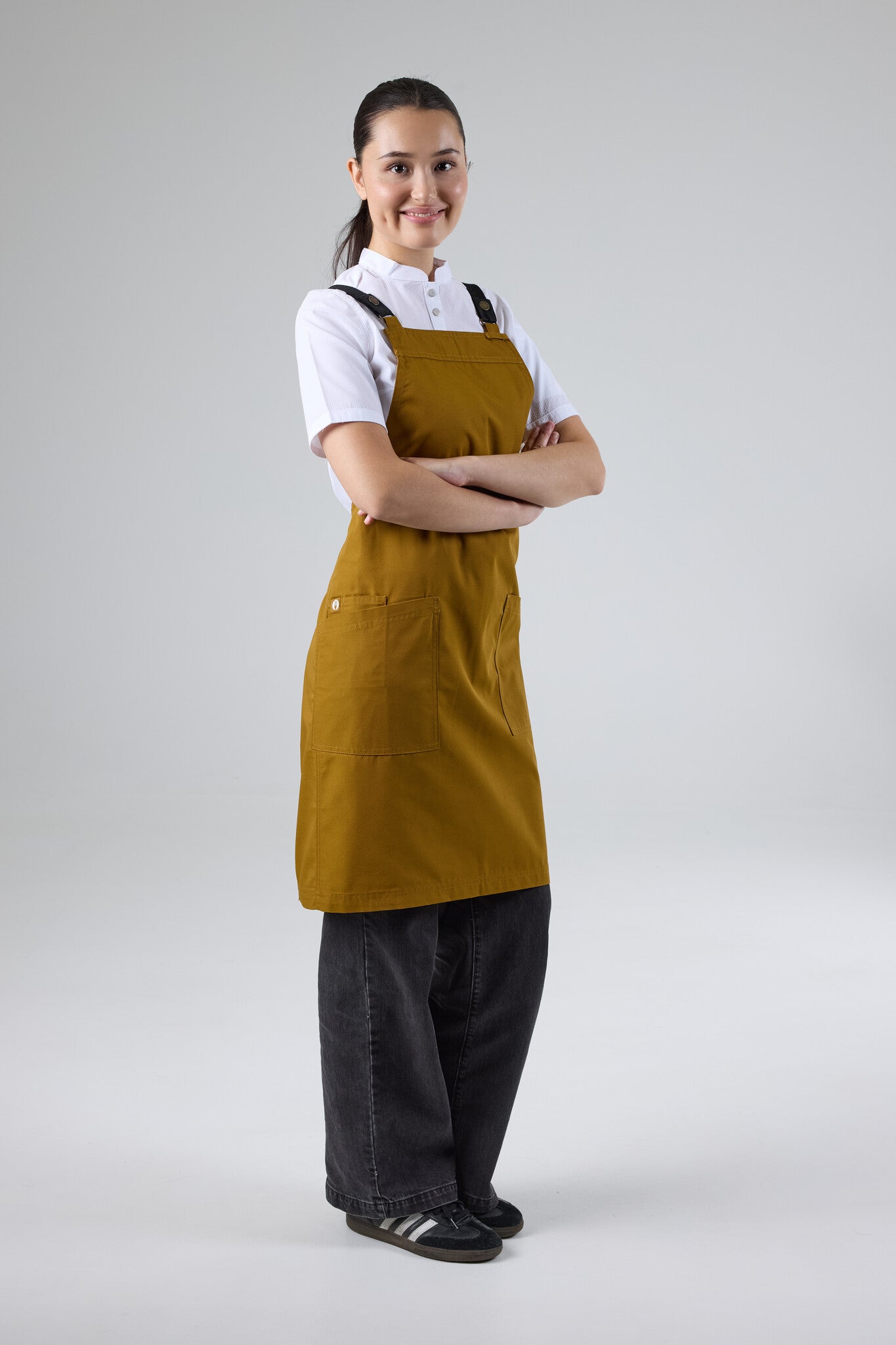 Lockharte Cross Back Apron Bundle